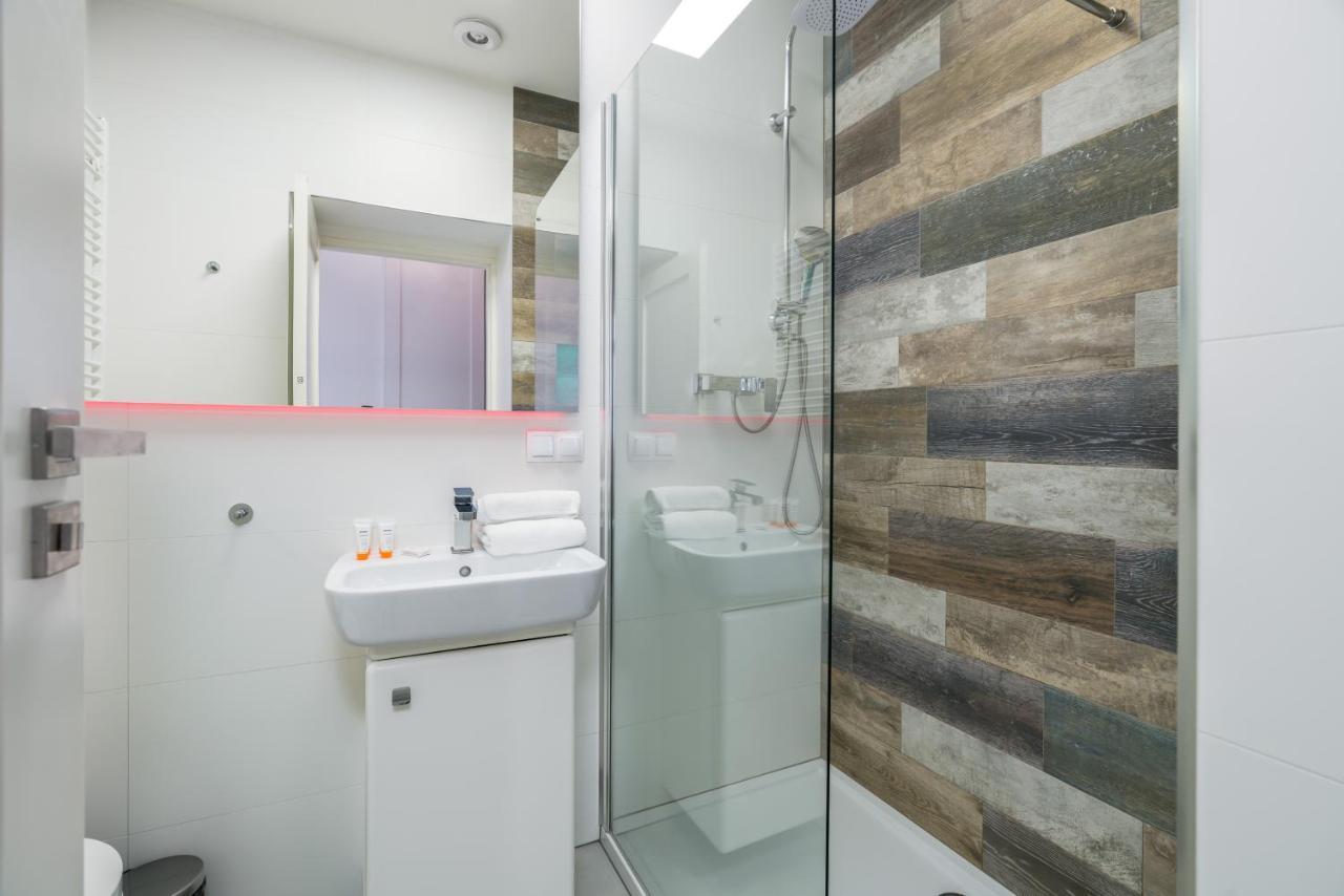 Modish Studio Poznan Old Town By Noclegi Renters Exteriör bild